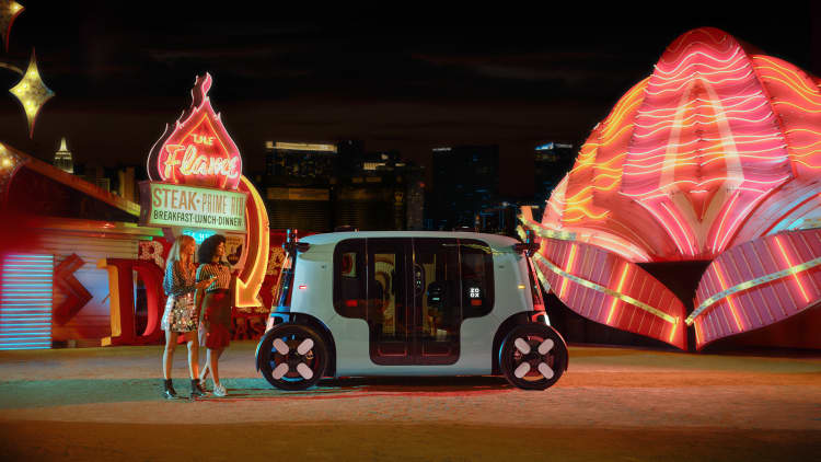 Amazon's Zoox Robotaxi Launches Free Public Service in Las Vegas: Legal and Safety Implications